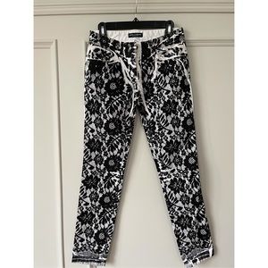 ♠️ BRAND NEW SLIM DOLCE & GABBANA JEANS! ♠️